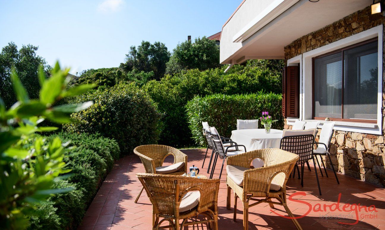 Villa Nodu Pianu Verde | Big terrace with dining table and lounge area 2018 New Picture
