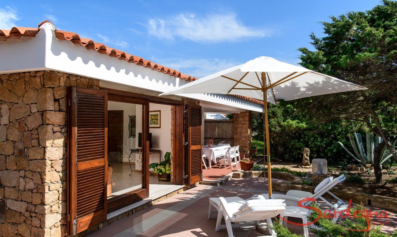 Villa Massimo | Shaded terrace to relax Shaded terrace to relax