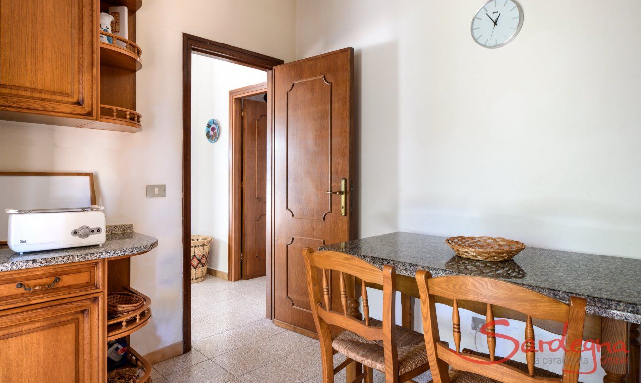 Villa Marco | Kitchen with granite counter Kitchen with granite counter