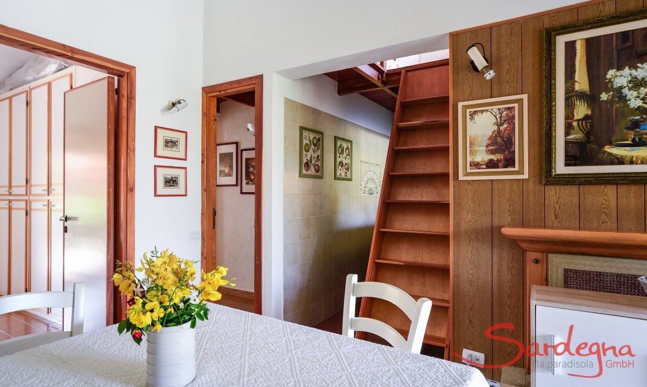 Villa Mare Turagri | Living room and stairs to the upper room Living room and stairs to the upper room