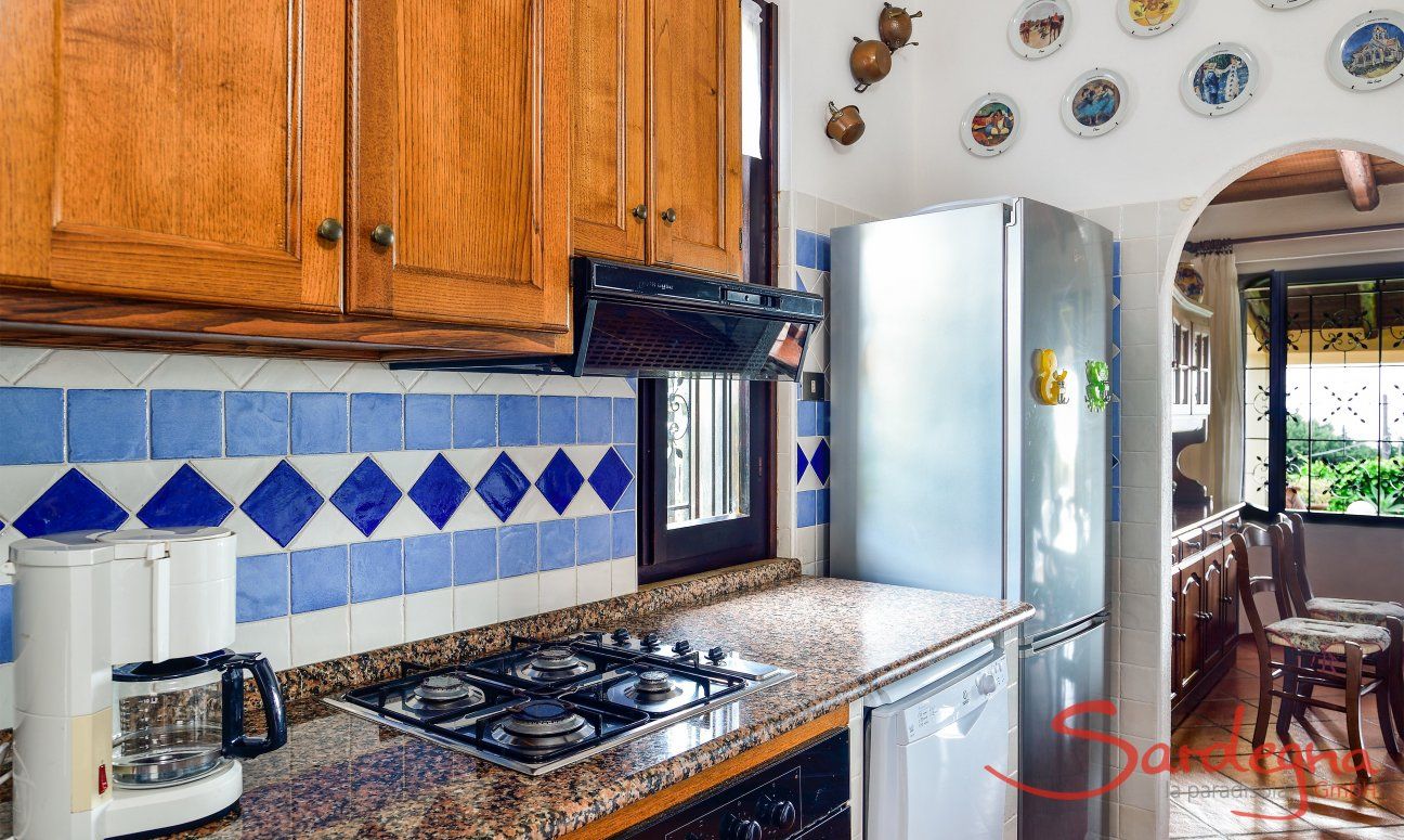 Villa Monica | Kitchen with a view towards the dining table Kitchen with a view towards the dining table