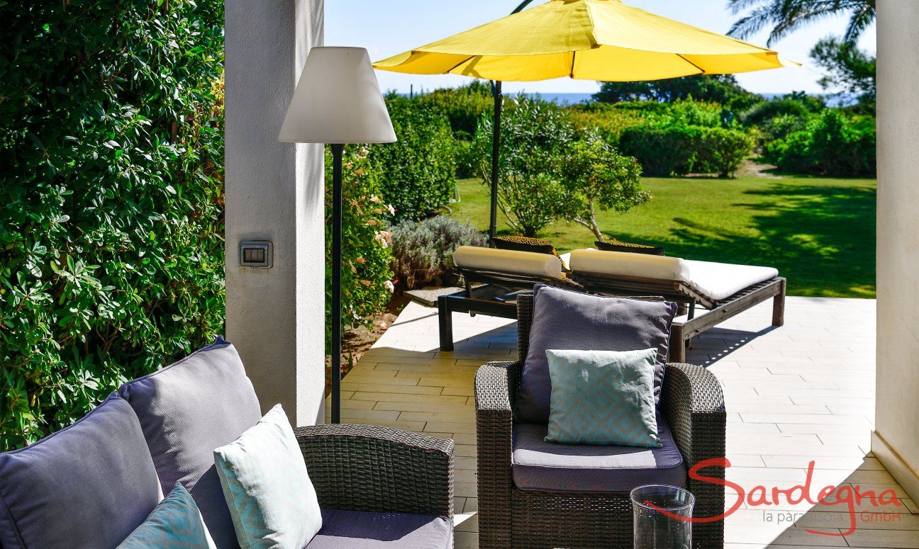 Villetta 3 | Covered outdoor seating area with sea view Well furnished terrace