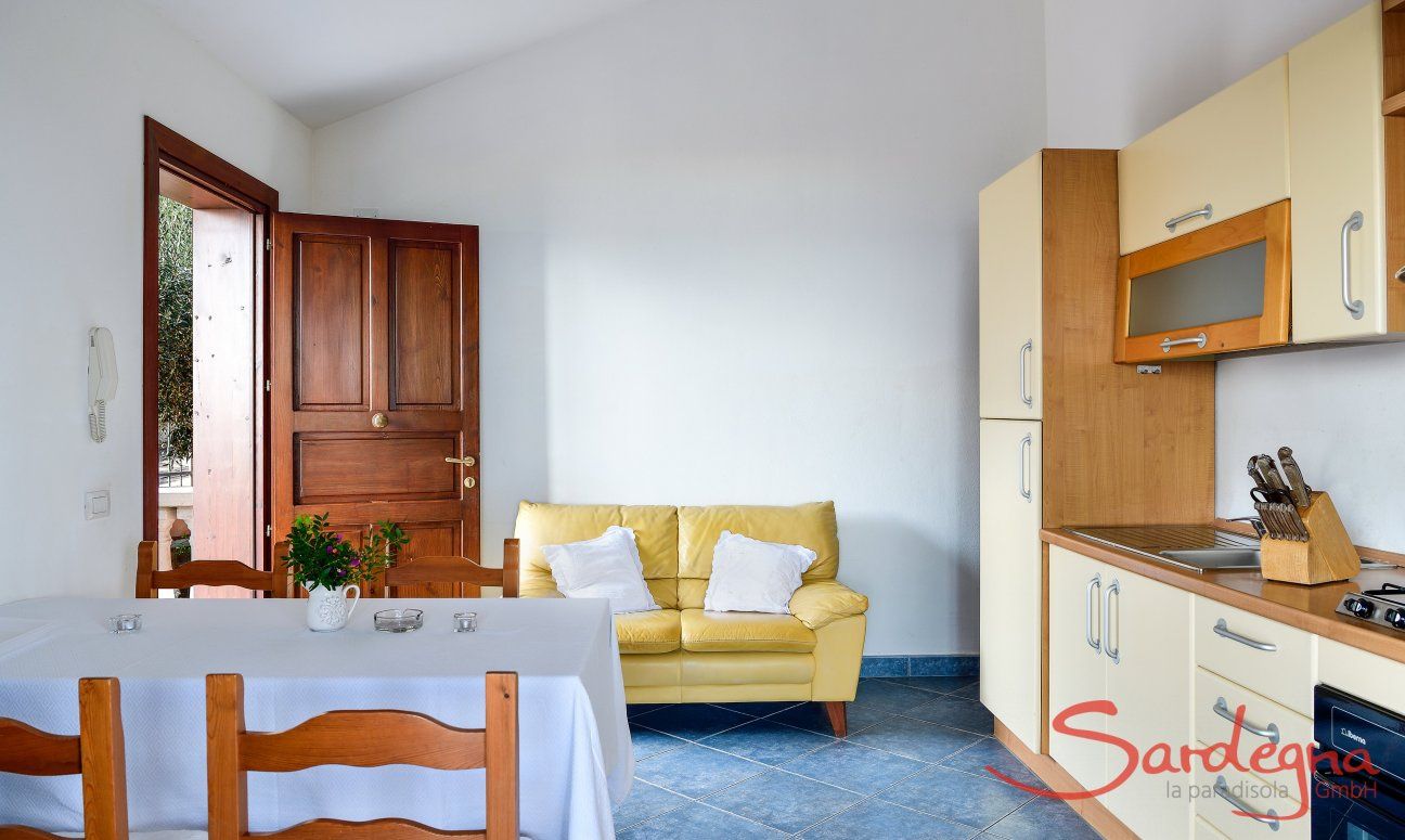 Apartment Castededdu 5 | Kitchen and dining table Kitchen and dining table