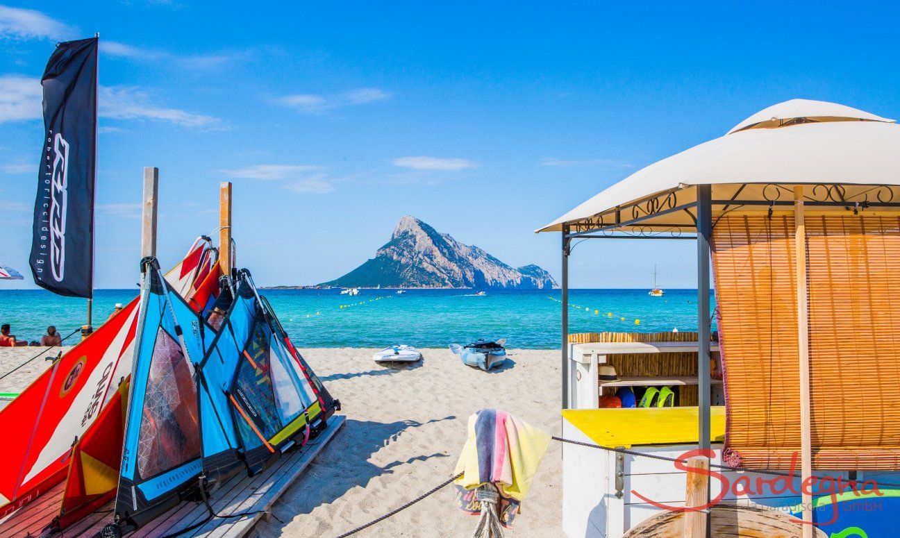 Casa Graziella | Sporty activities at the beach Sports equipment rental on the beach of Porto Taverna e Porto San Paolo