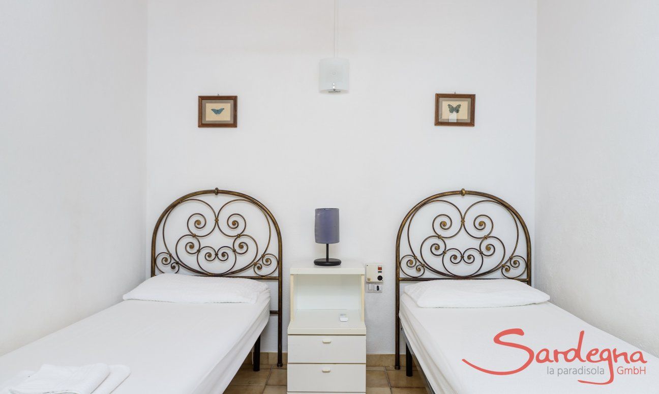 Casa Meloni 1 | Bedroom 2 with two single beds 2018 New Picture