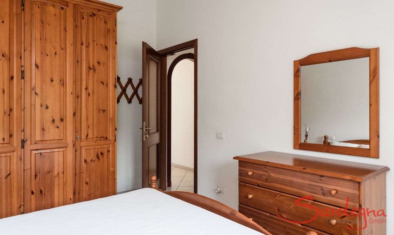 Villa Le Ginestre 1 | Bedroom 4 with double sized bed (downstairs) 11 2018 New Picture