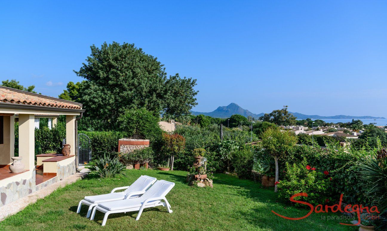Villa Monica | View over the coast of Costa Rei from the garden Villa Monica