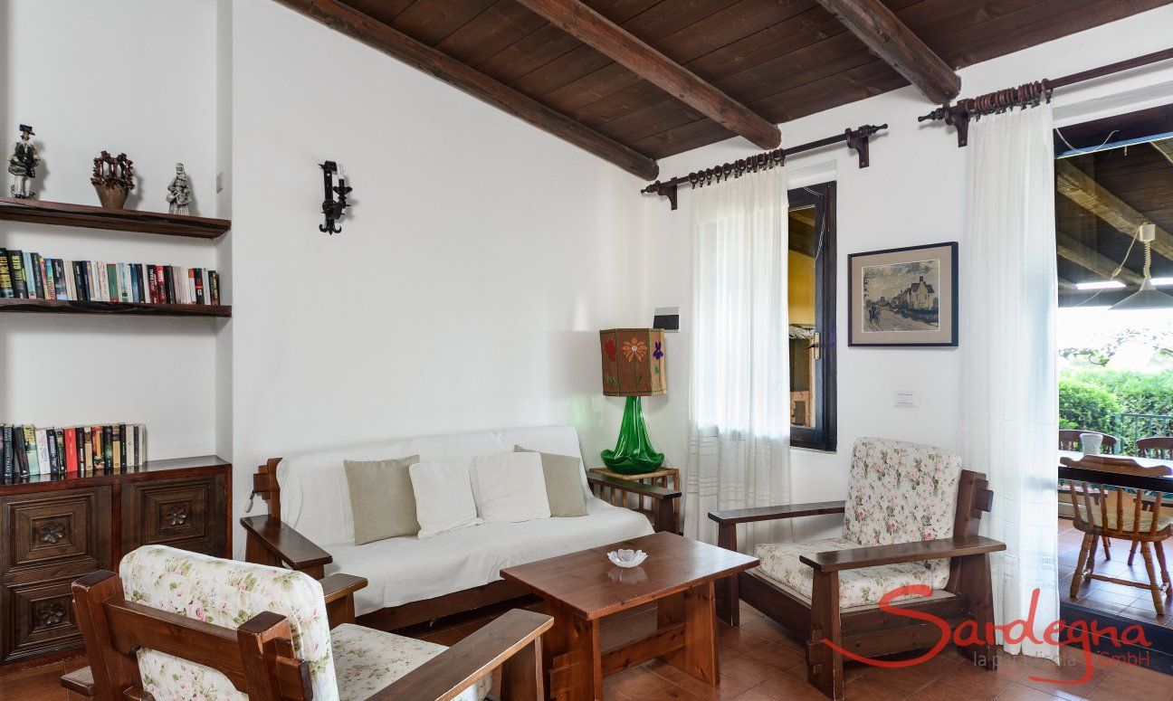 Villa Lentischio | Living room with garden access Living room with garden access