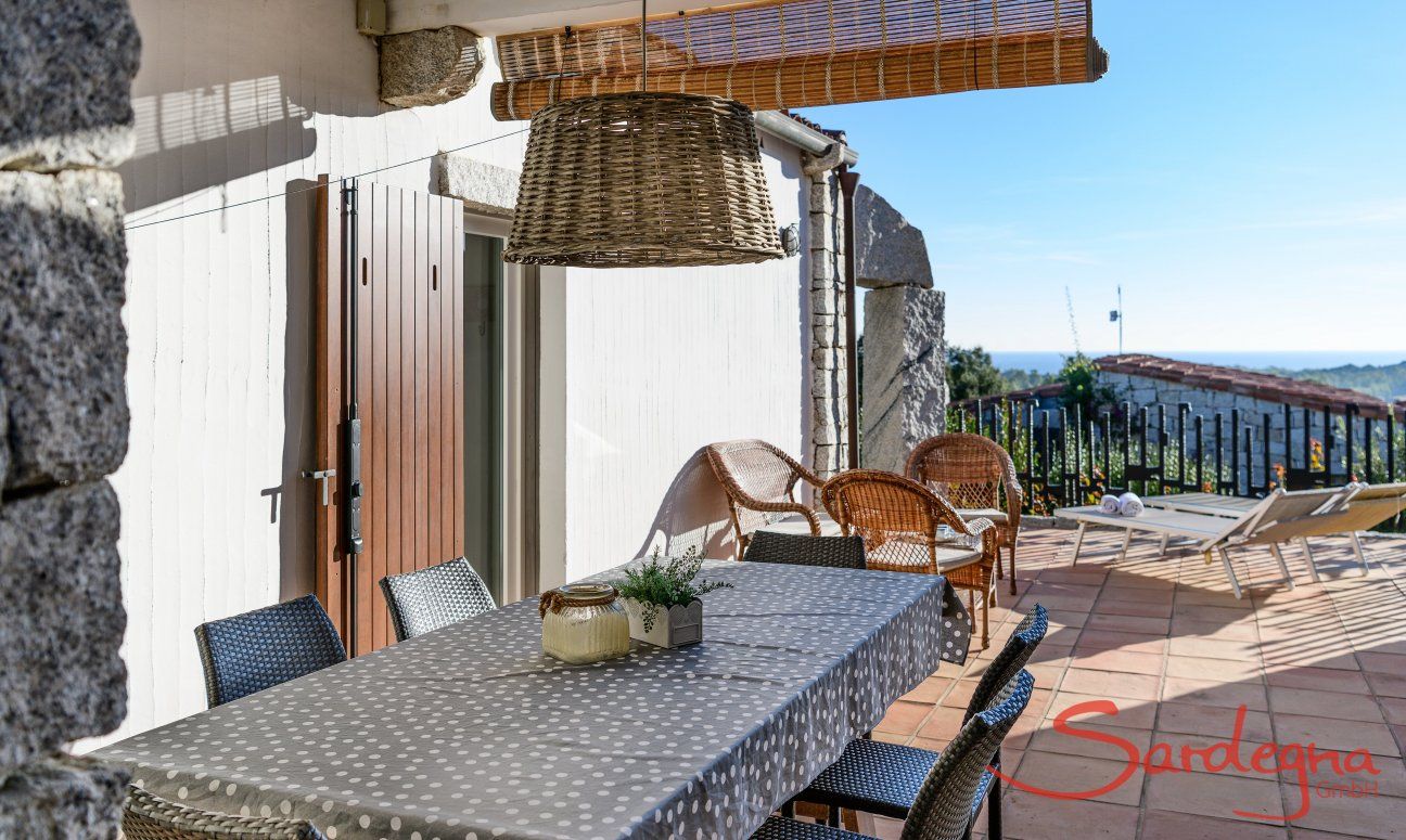 Li Conchi 24 | Outside dining space 11 2018 New Picture