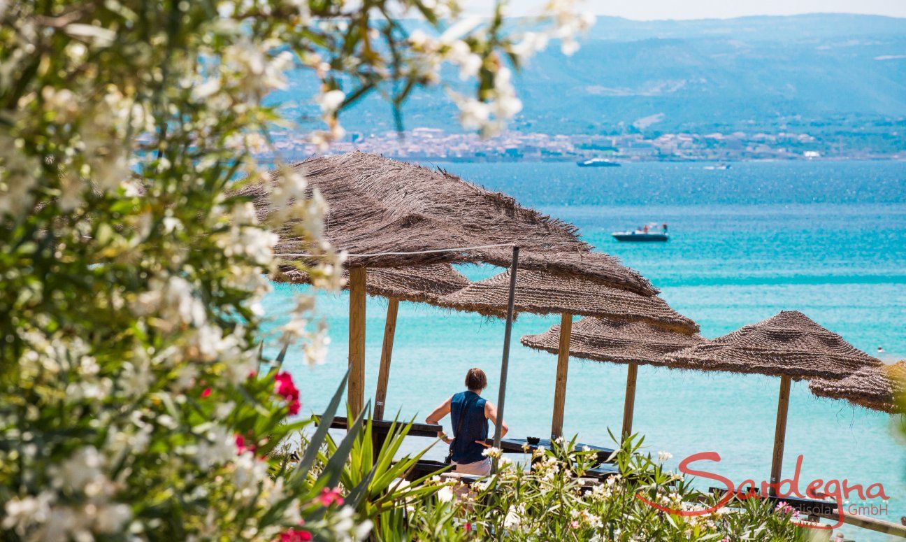 View from the beach Le Bombarde over the sea all the way to  Alghero