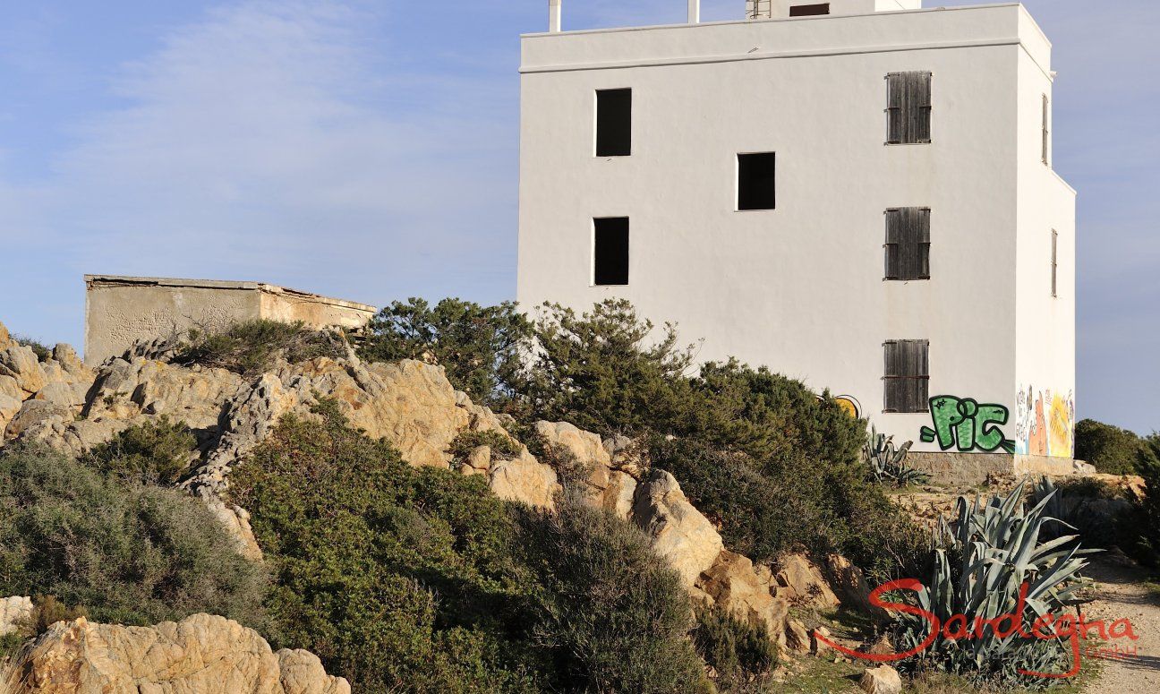 Excursion from Cala Liberotto to the lighthouse of Capo Comino, 9 miles