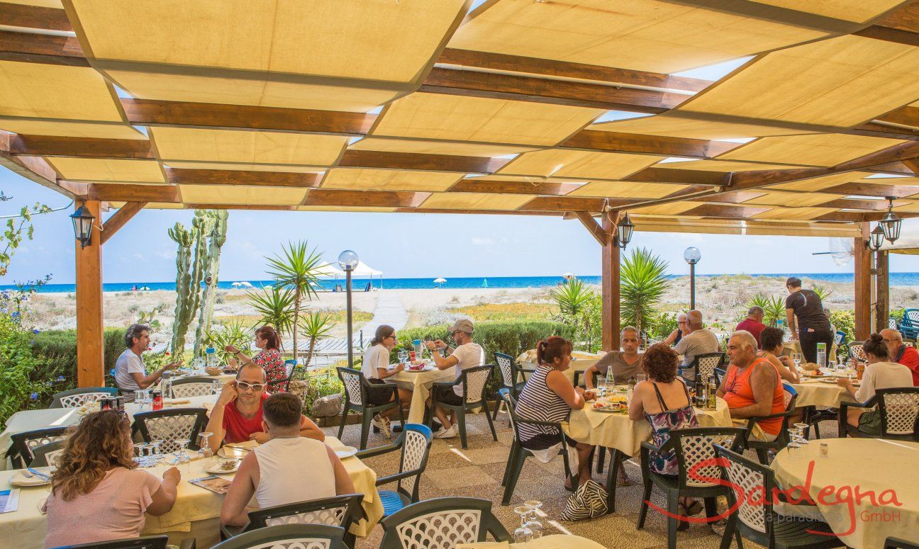 Beachrestaurant on the beach San Giovanni - Foxi
