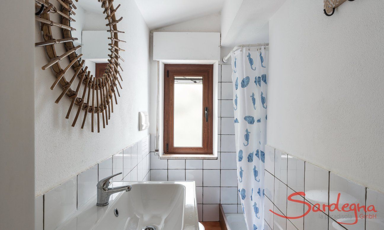 Apartment Orri 3 | Bath 1 on the second floor App. Orri 3 Tortoli Eastcoast Sardinia