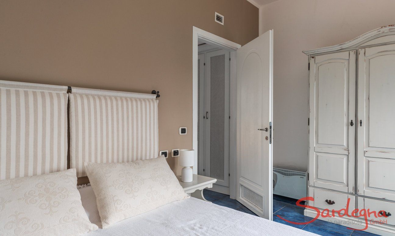 Apartment Orri 3 | Bedroom 5 on the first floor with double bed App. Orri 3 Tortoli Eastcoast Sardinia