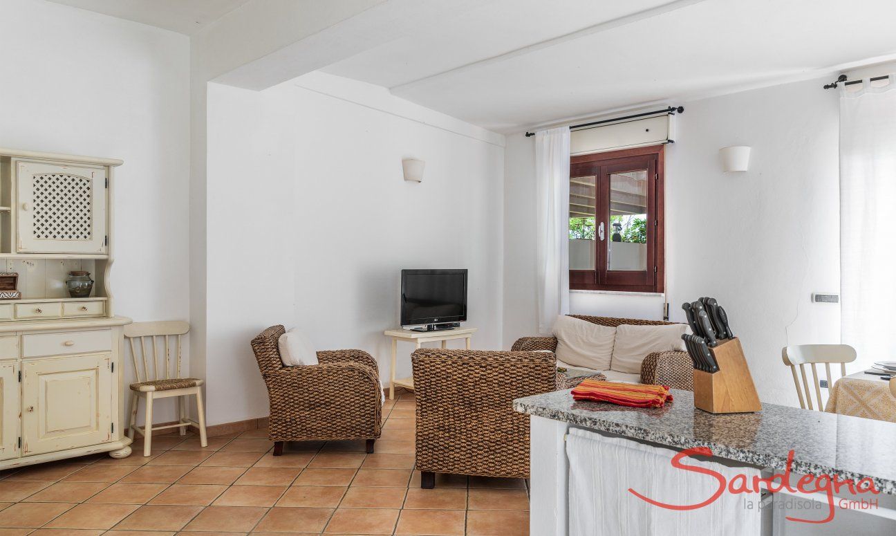 Apartment Orri 2 | Spacious living room with sofa corner, dining area and kitchen App. Orri 2, Tortoli, Eascoast Sardinia