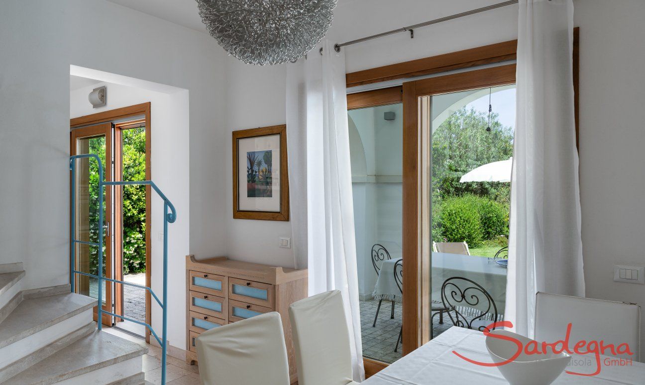 Villa del Campo | Big window doors connect to the outside Villa del Campo, Is Molas, Pula