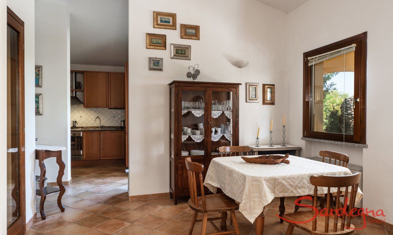 Villa Tiziana 11 | The bright dining area is located right beside the kitchen Portrait of the house