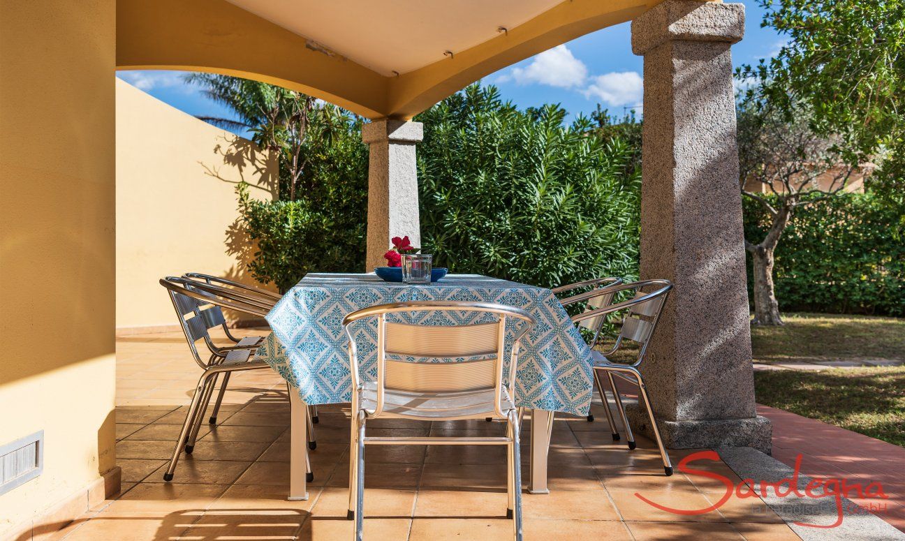 Villa Sandra 43 | Shady outdoor dining area House