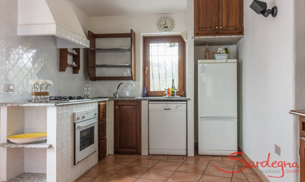 Villa Maestrale | Well equipped kitchen with gas stove, oven, dishwasher and big fridge and freezer Villa Maestrale, Cala Ginepro, Olbia