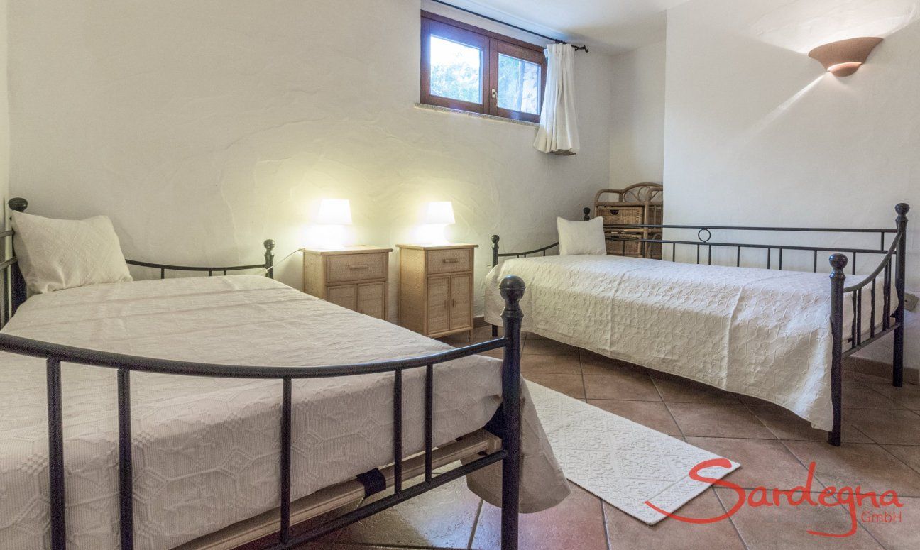 Villa Maestrale | Bedroom 4 with two single beds downstairs Villa Maestrale, Cala Ginepro, Olbia
