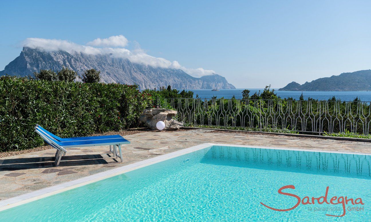 Villa Maestrale | Private pool overlooking the sea and Isola di Tavolara New picture