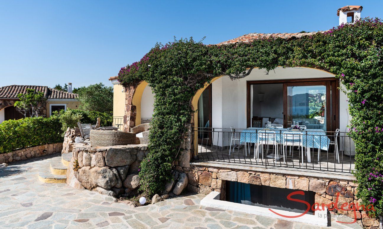 Villa Maestrale | Shaded dining area on the terrace New picture