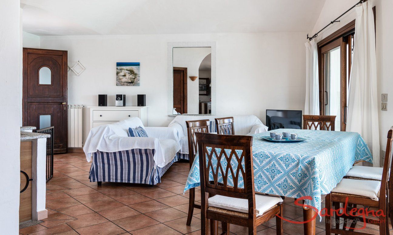 Villa Maestrale | Open living room with dining table New picture