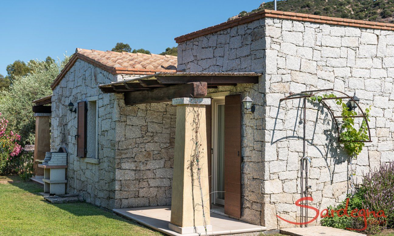 Villa Campidano 20 | Side view of the house with brick barbecue New Picture 2022
