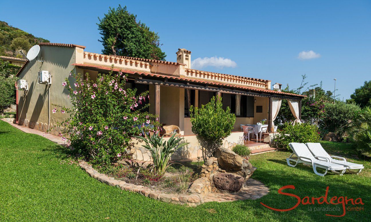 Villa Lucia | View of the house with terrace and large garden New Picture 2022
