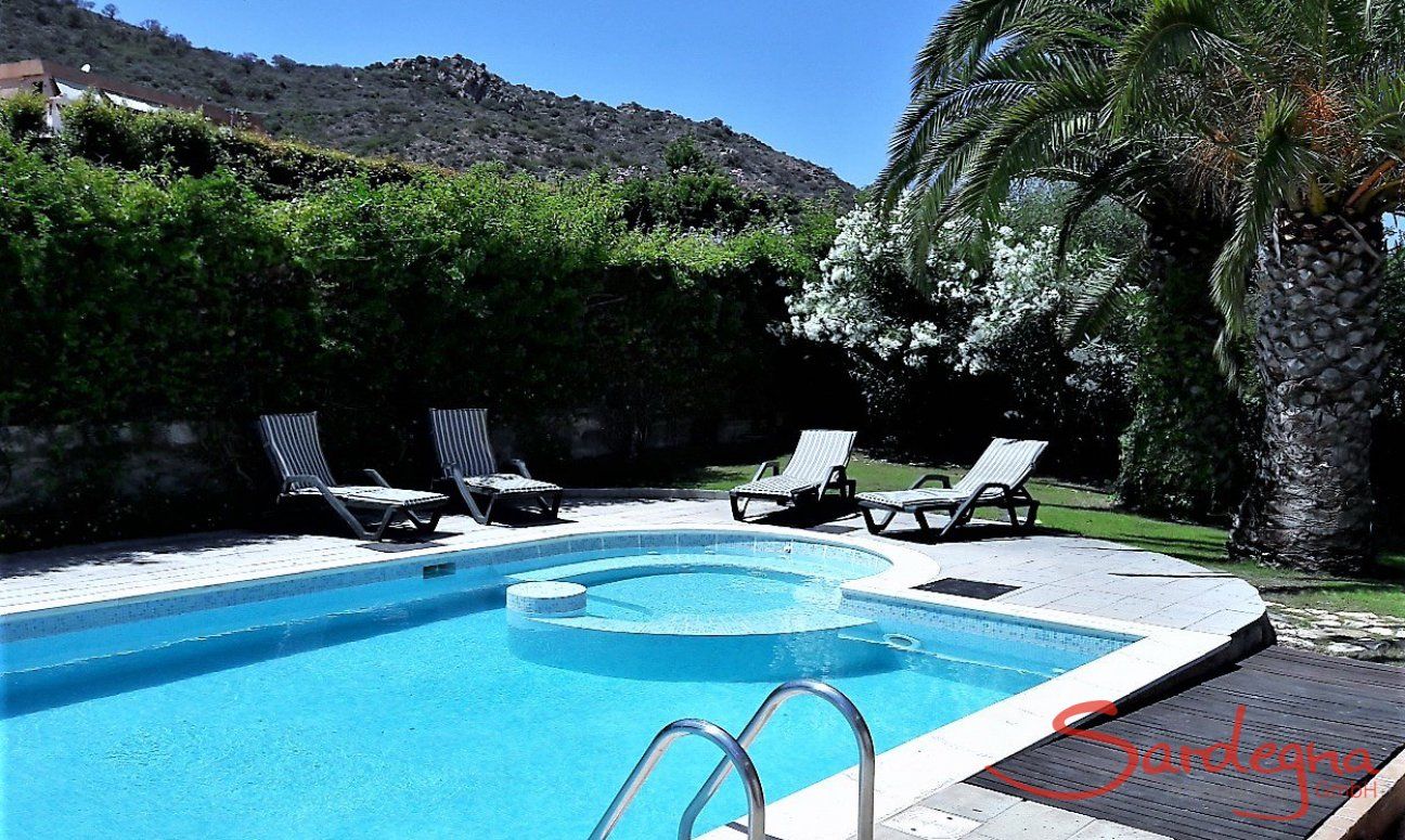Villa Ulivi 27 | Private pool with garden view V. Ulivi 27