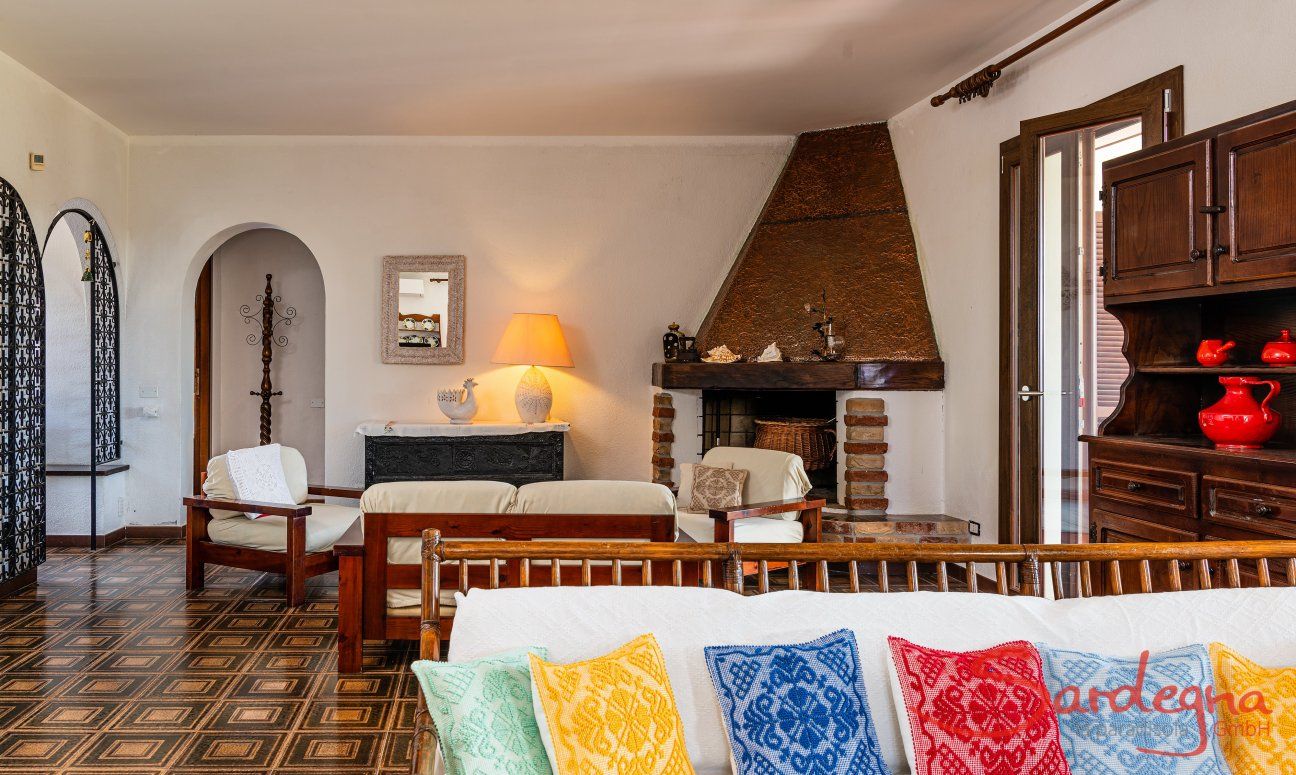 Villa Palme | Typical  Sardinian pillowcases from the local owner New Picture