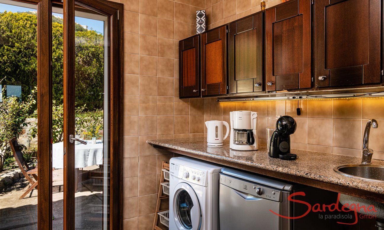 Villa Palme | Kitchen with direct exit to the garden New Picture