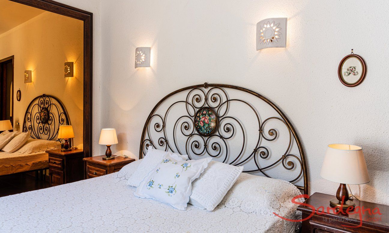 Villa Palme | Bedroom 2 with double bed New Picture