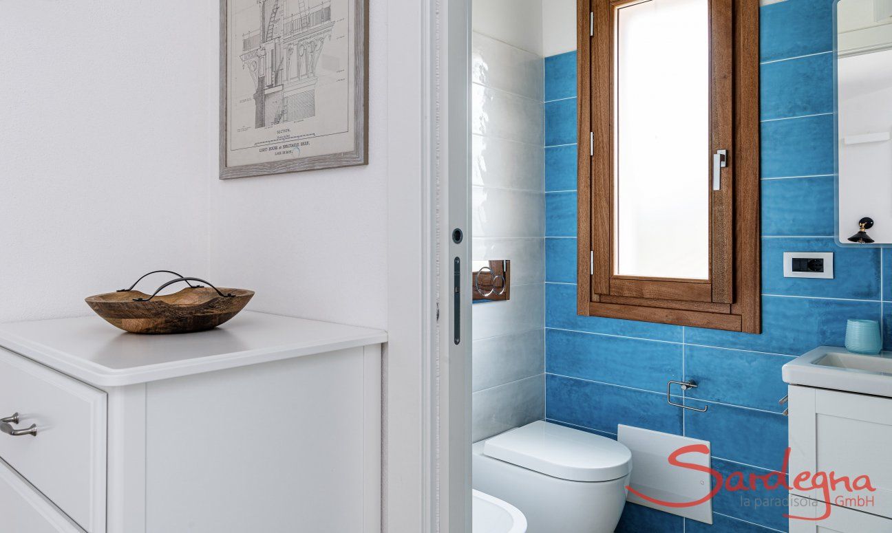 Villa Iris | Bathroom of bedroom 2 New Picture