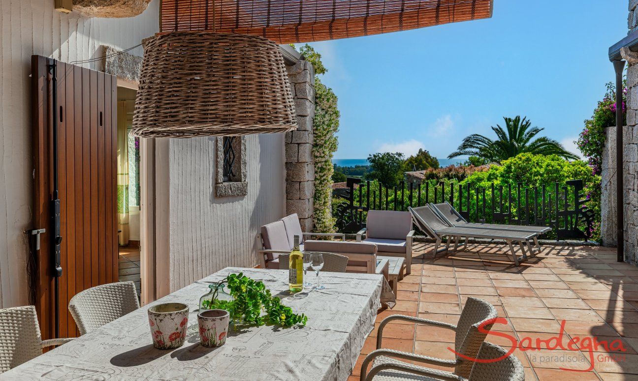 Li Conchi 44 | The terrace with view into the garden and the sea in the distance New Picture 2025