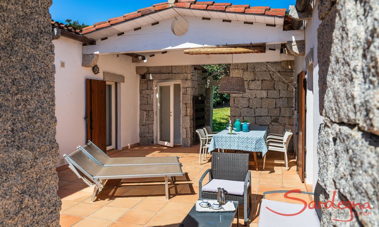 Li Conchi 33 | The big patio New Picture 2025
