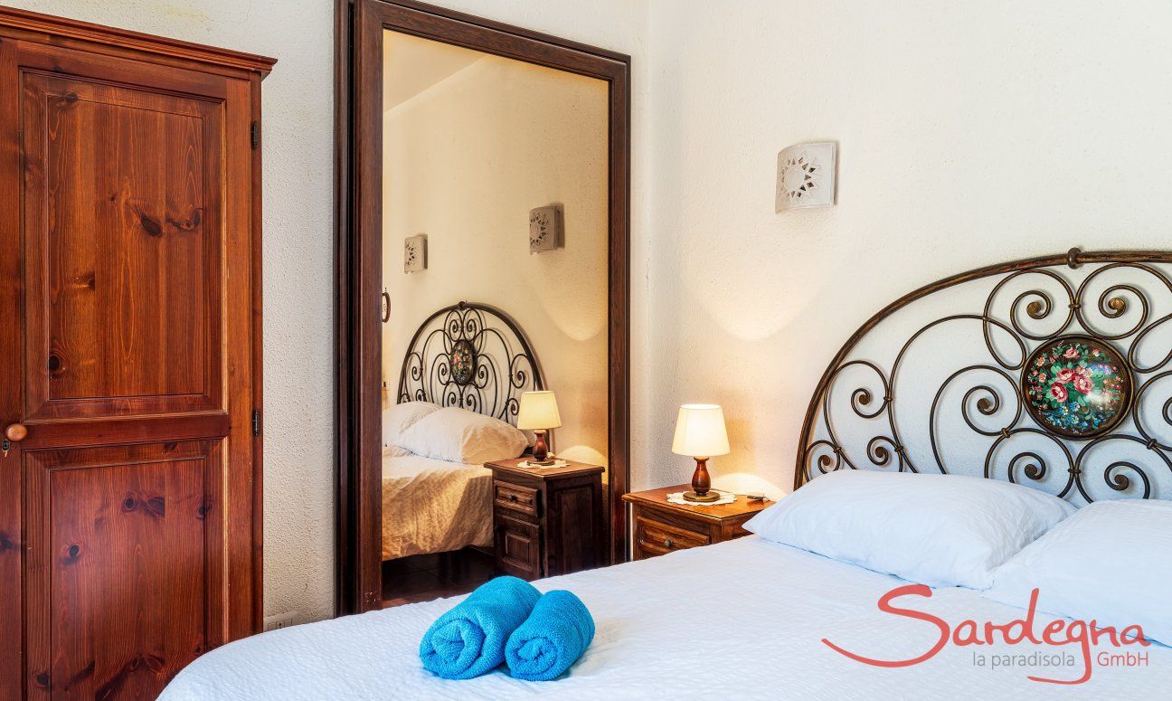 Villa Palme | Bedroom 1 with double bed New Picture