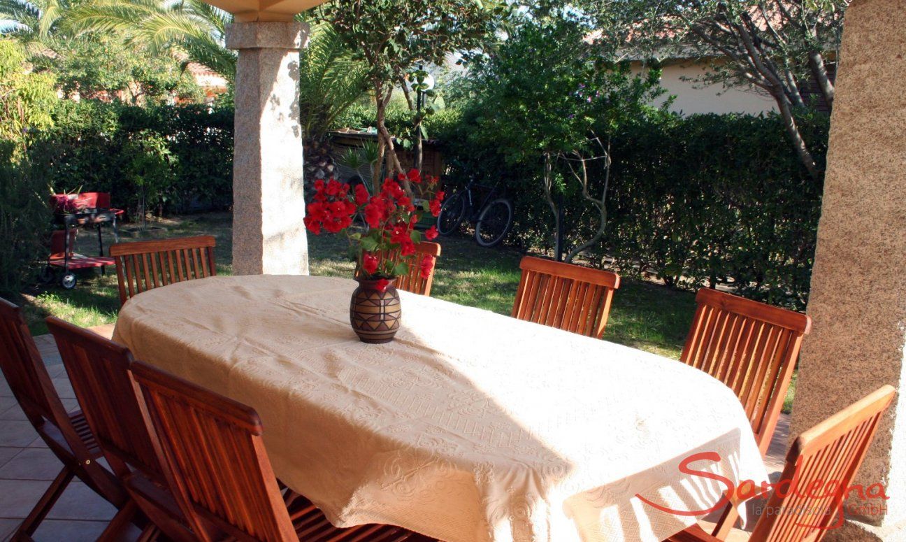 Villa Zoello 10 | Dining outside bathroom