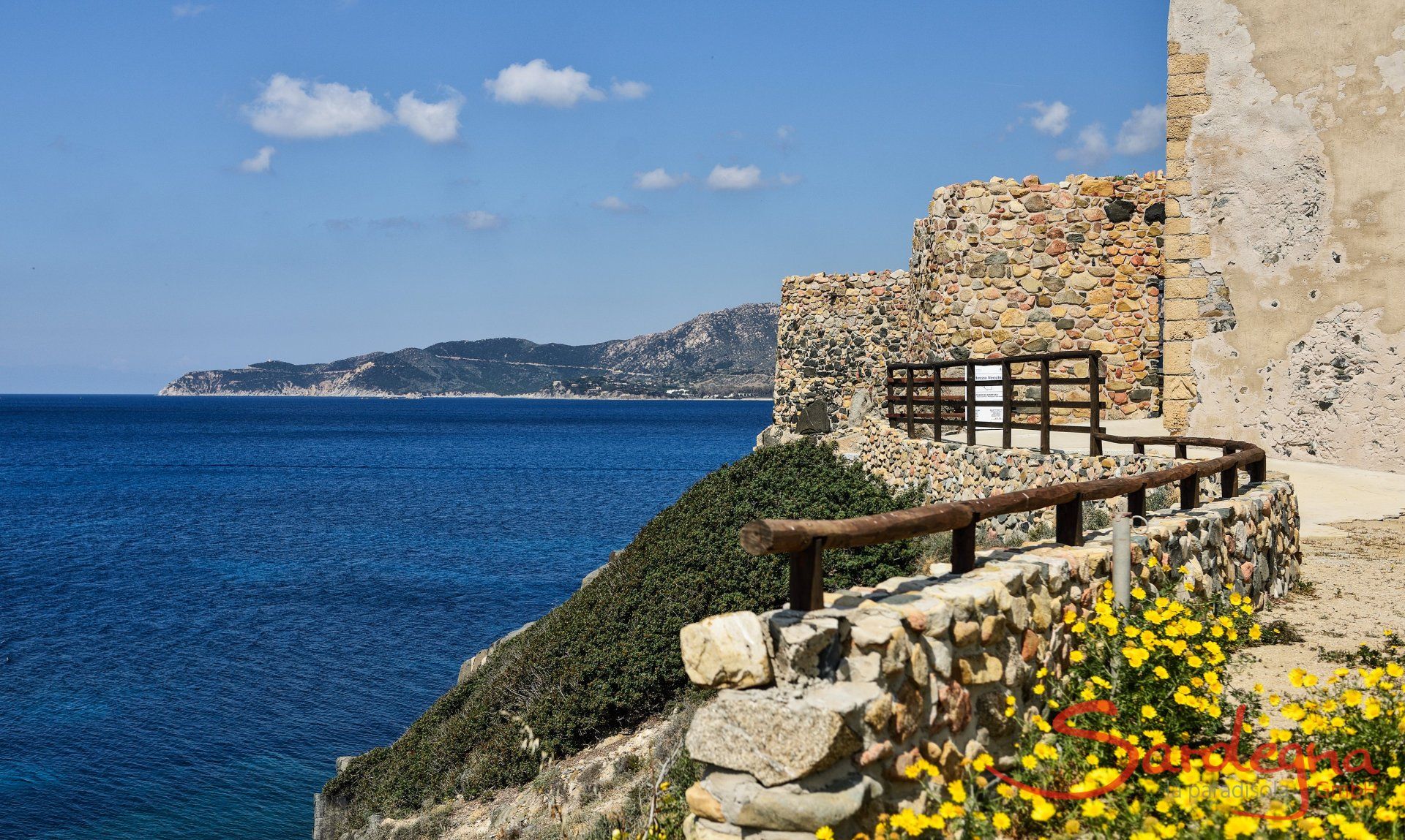 Villasimius - stunning beaches and nightlife in southern Sardinia ...