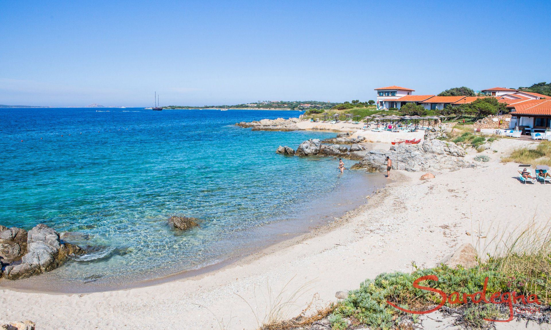 Porto Rondo Porto Rotondo - a luxurious fusion of yachts and idyllic beach life ...