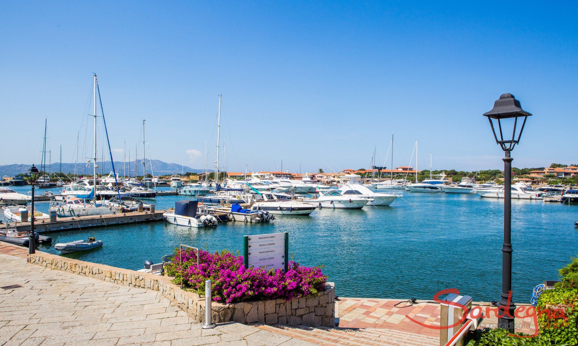 Porto Rotondo - a luxurious fusion of yachts and idyllic beach life ...
