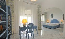 Villa Bella | Bedroom 1 with desk and bookshelf Bedroom