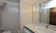 Villa Fiori 4 | Bathroom with shower and wasching maschine Bathroom with shower and wasching maschine