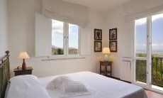 Villa Aquila Alta | Master bedroom Sardinia