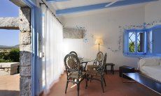 Living area with direct access to the terrace  Casa 20, Sant Elmo