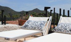 Li Conchi 29 | Sun lounger for relaxing on the terrace Two sunbeds on the terrace of Li Conchi 29