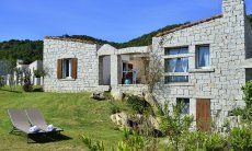 Li Conchi 39 | View of the house with its garden View of the house