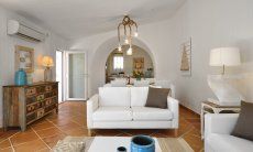 Li Conchi 39 | Living Room with sofa corner Living Room