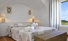 Li Conchi 39 | Bedroom 1 with double bed an garden view Bedroom 1 with view