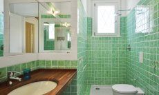 Li Conchi 6 | Bathroom 2 with shower and bidet Bath